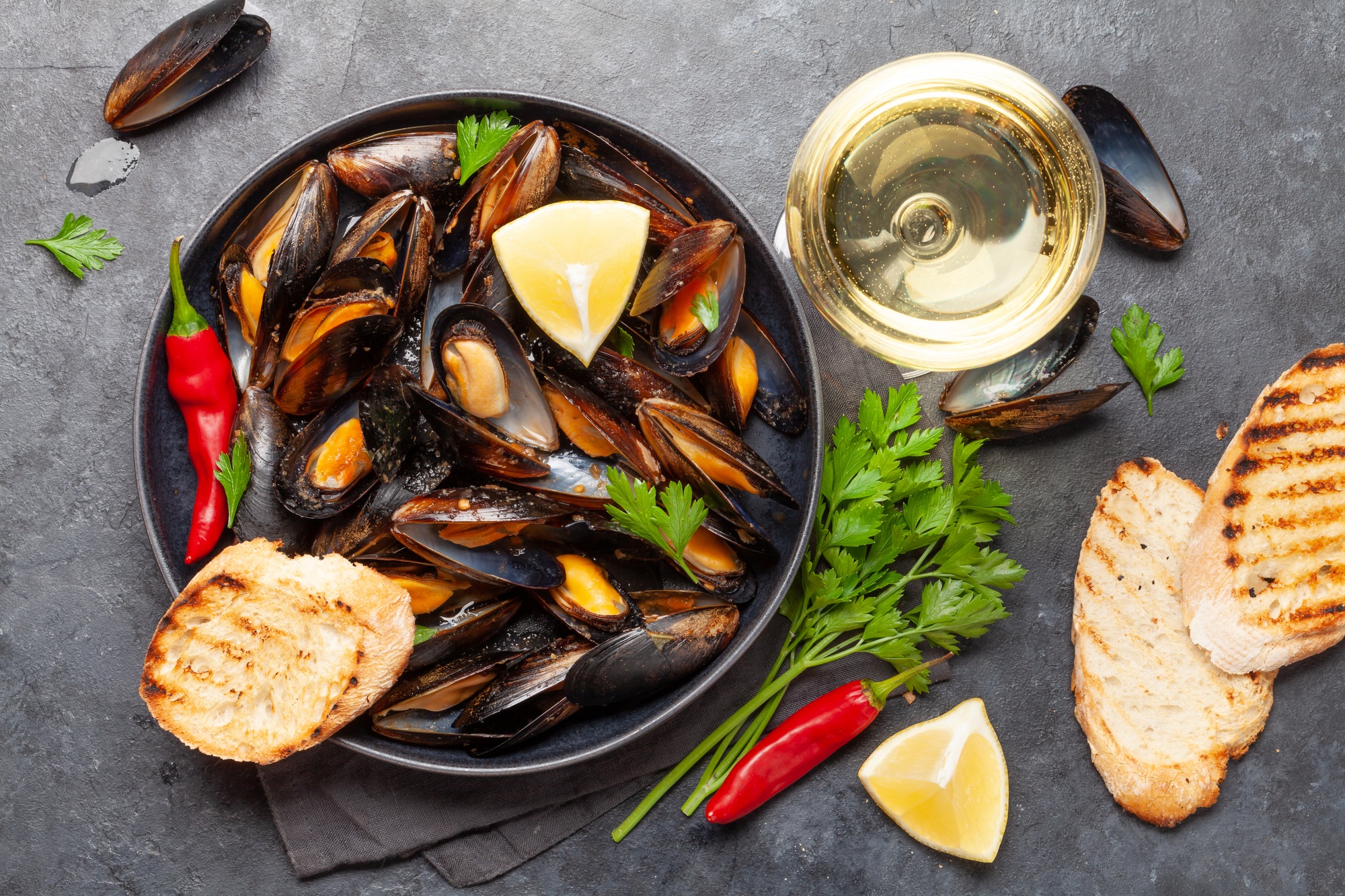 Traditional seafood mussels