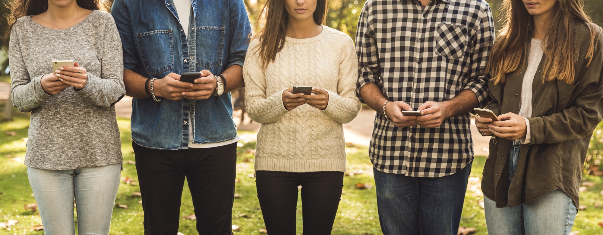 Friends distracted with social networks